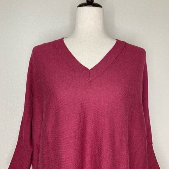 J.Jill Purejill Easy Rib-Trimmed Oversized Pullover Sweater - Picture 4 of 11